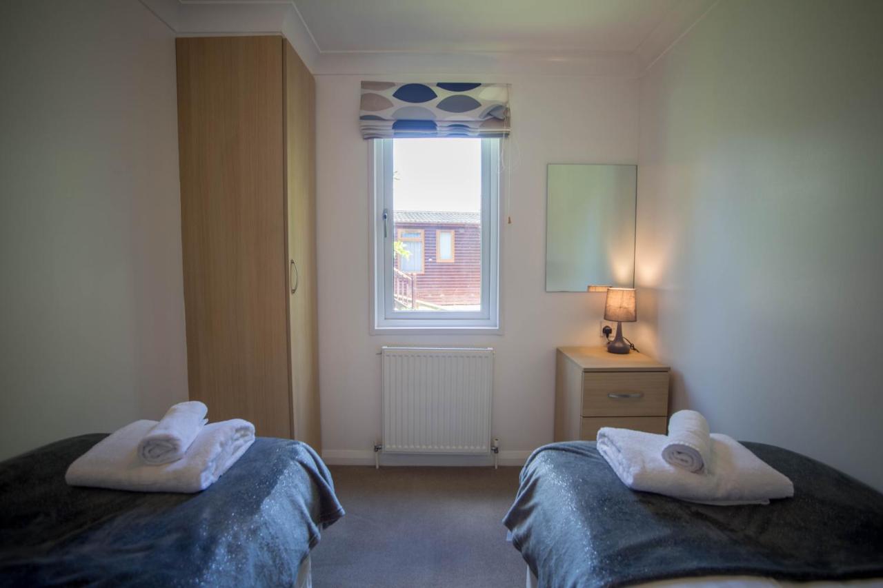 Puddleduck Lodge With Hot Tub On Felmoor Park Morpeth Exterior foto